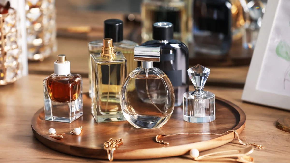 Lumea parfumurilor arabĕști: de la oud la musk oriental